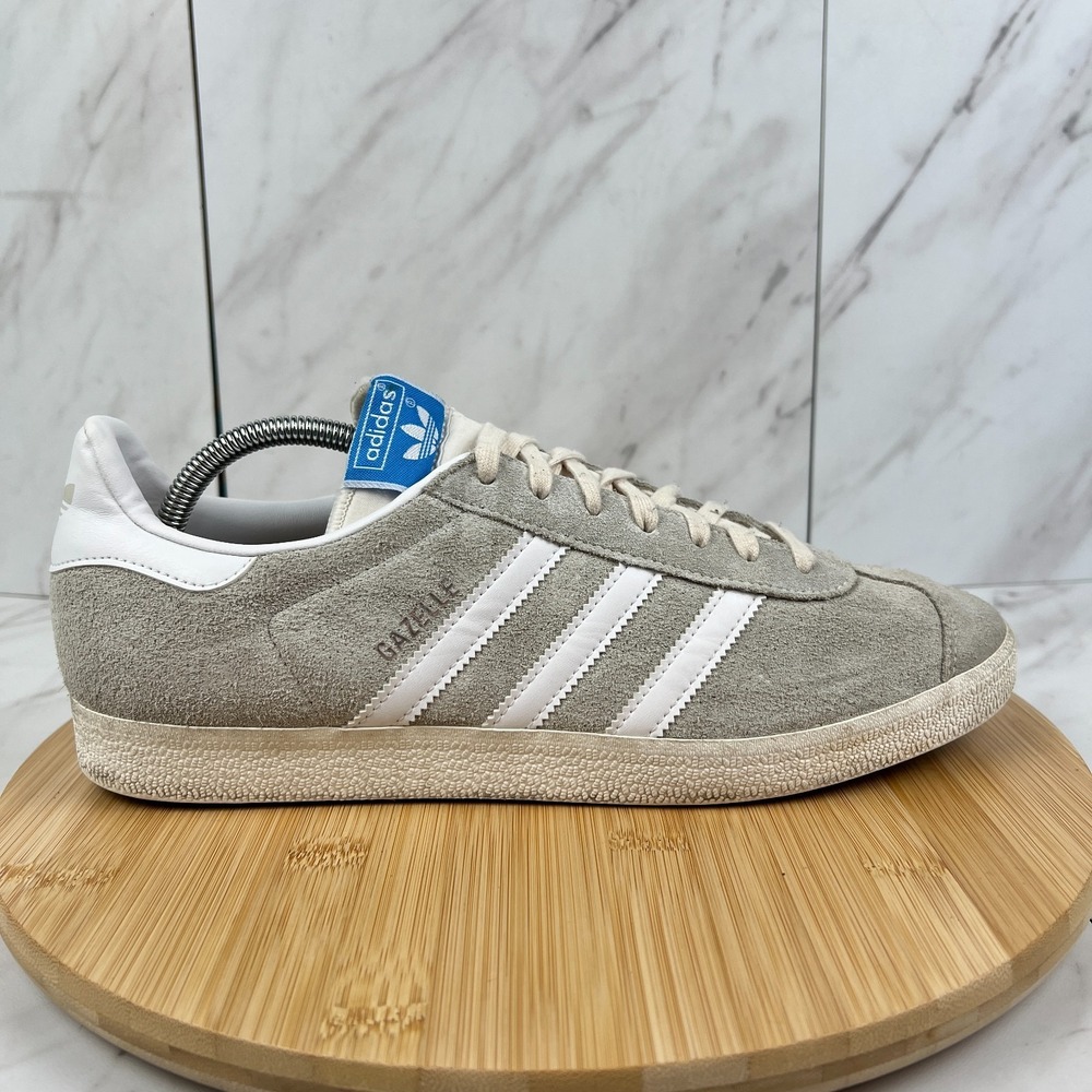 Adidas Originals Gazelle Mens Size 11.5 White Gray Suede Sneakers Shoes IF3817